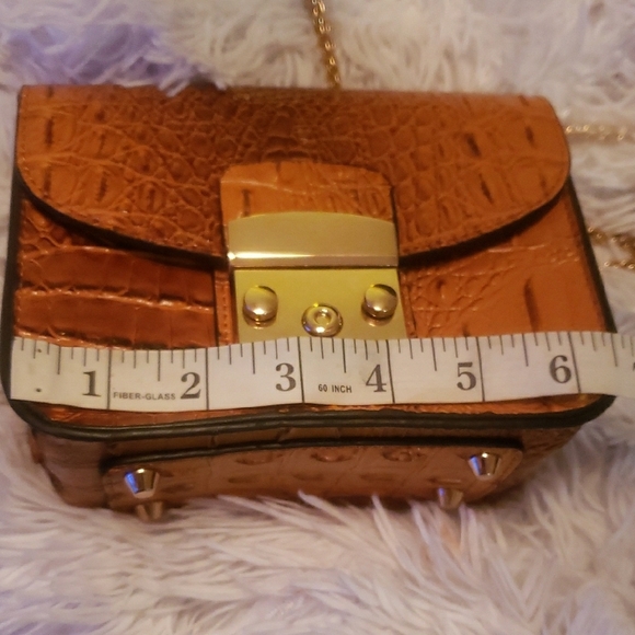 Brown and Gold Crocodile Embossed Crossbody Bag - Picture 7 of 9